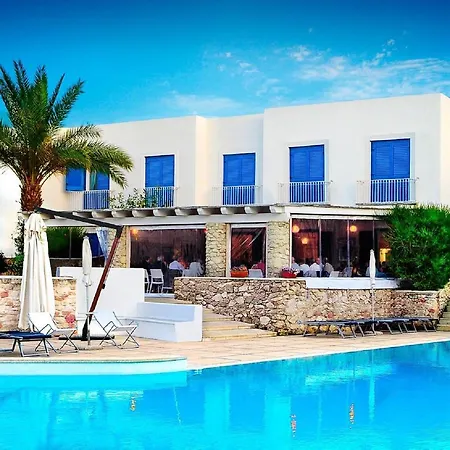 Villaggio Cala La Luna Aparthotel 4*
