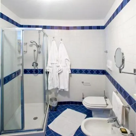 Villaggio Cala La Luna 4*