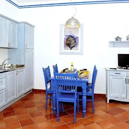 Villaggio Cala La Luna Aparthotel